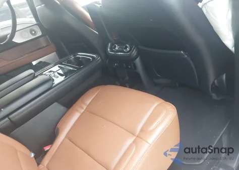 2019 Lincoln Navigator Reserve z USA, uszkodzony, nr VIN 5LMJJ2LT7KEL03858